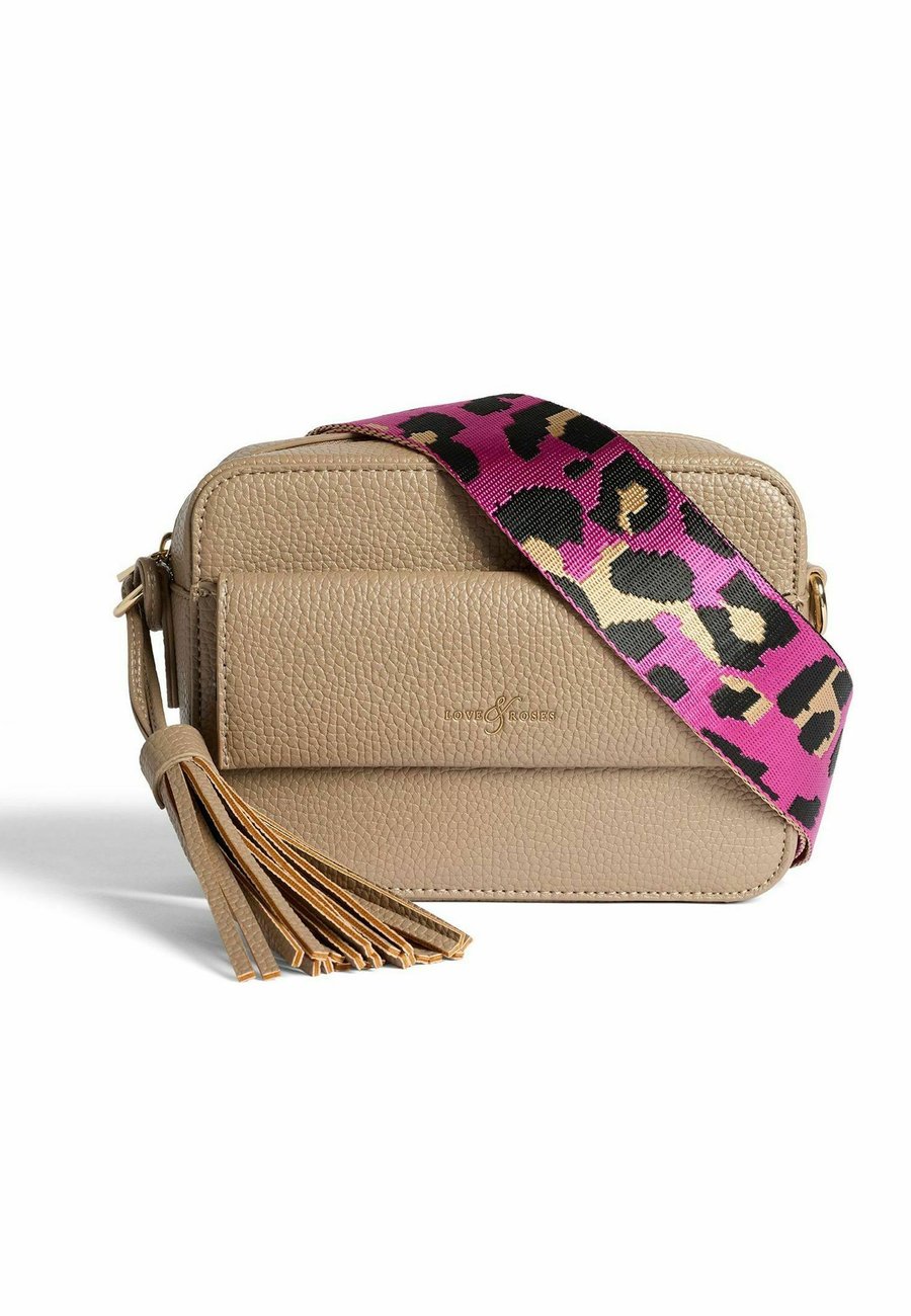 Сумка кросс-боди Love & Roses WITH POCKET, Cream/Beige
Сумка кросс-боди Love & Roses WITH POCKET, Cream/Beige