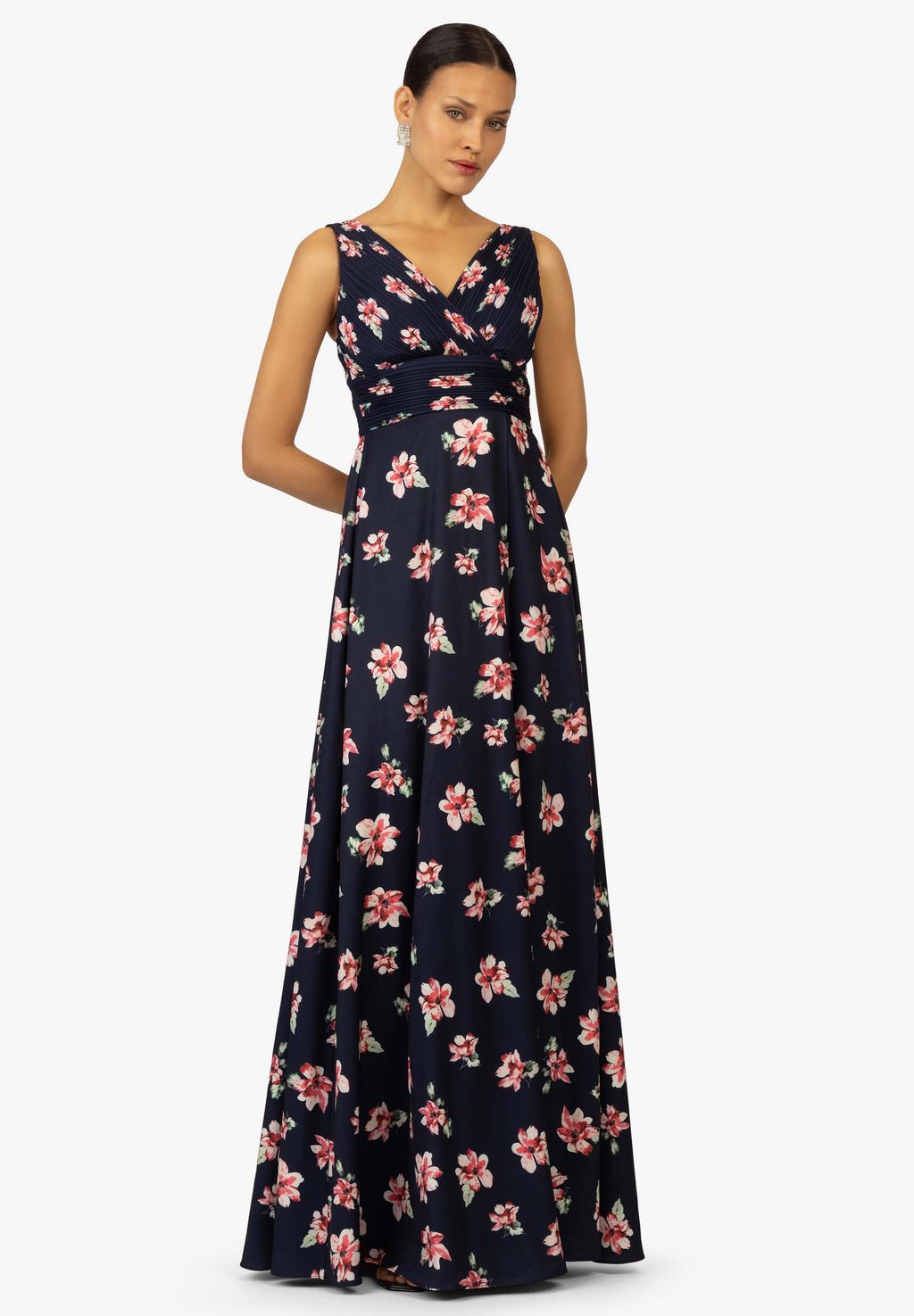 Платье Kraimod, темно-синий
Платье Kraimod, темно-синий