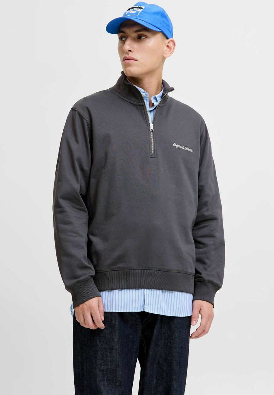 Толстовка Jack & Jones JORNORREBRO HIGH NECK, Asphalt/Grey
Толстовка Jack & Jones JORNORREBRO HIGH NECK, Asphalt/Grey