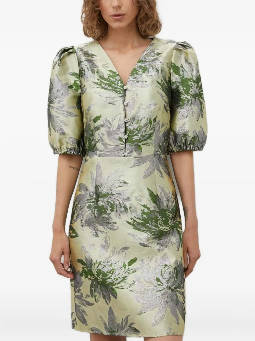 Платье с объемными рукавами и цветочным принтом Bruuns Bazaar, зеленый
Платье с объемными рукавами и цветочным принтом Bruuns Bazaar, зеленый