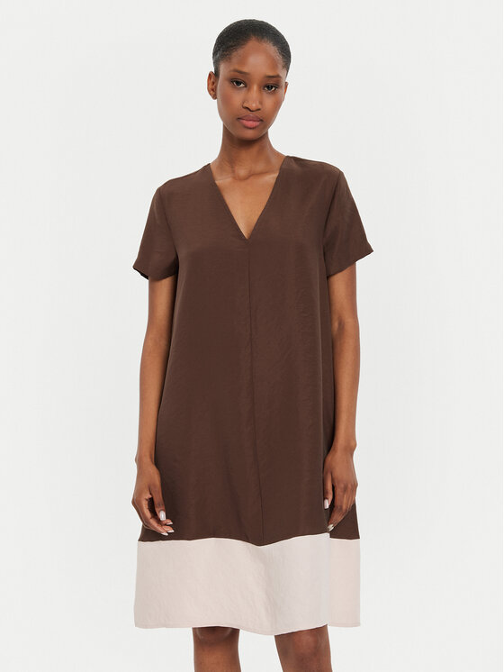 Повседневное платье regular fit 4O79DV0AO United Colors Of Benetton, коричневый
Повседневное платье regular fit 4O79DV0AO United Colors Of Benetton, коричневый