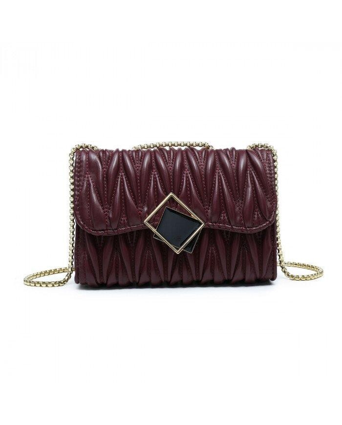 Стеганая сумка через плечо с 3 отделениями и узором JFY, красный
Стеганая сумка через плечо с 3 отделениями и узором JFY, красный