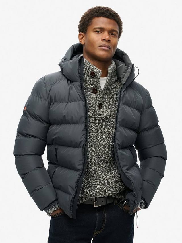 Утепленная спортивная куртка с капюшоном Superdry
Утепленная спортивная куртка с капюшоном Superdry