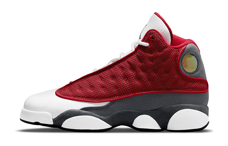 Кроссовки Jordan Air Jordan 13 Vintage Basketball Women 884129-600, красный/белый/серый
Кроссовки Jordan Air Jordan 13 Vintage Basketball Women 884129-600, красный/белый/серый