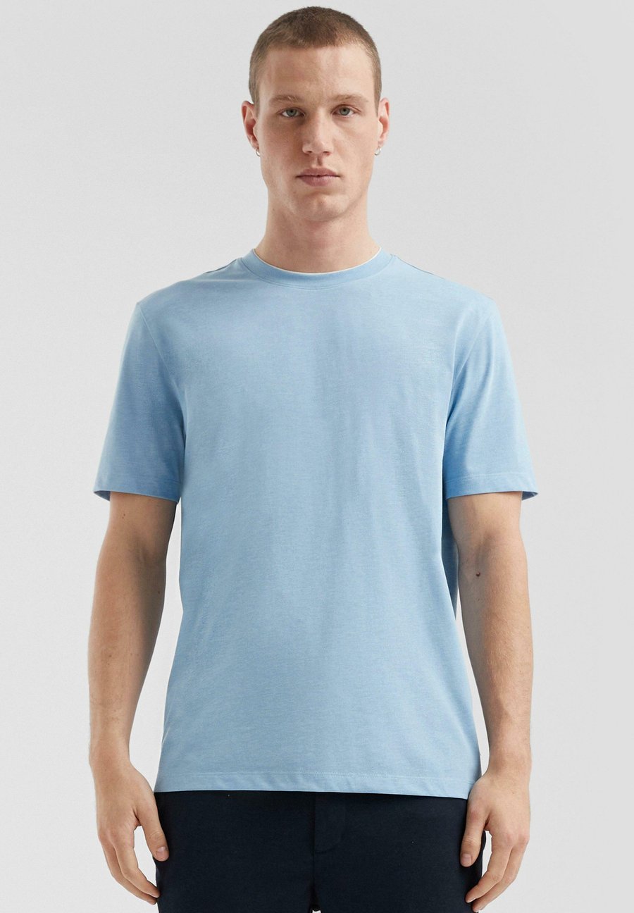 Футболка QS MIT LAYERING-DETAIL, Hellblau/Light Blue, Синий, Футболка QS MIT LAYERING-DETAIL, Hellblau/Light Blue
Футболка QS MIT LAYERING-DETAIL, Hellblau/Light Blue, Синий, Футболка QS MIT LAYERING-DETAIL, Hellblau/Light Blue