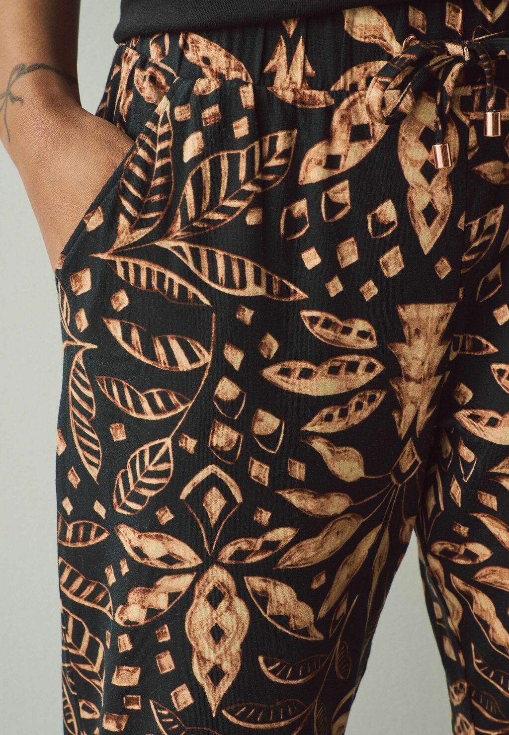 Спортивные брюки JOGGERS Next, коричневый
Спортивные брюки JOGGERS Next, коричневый