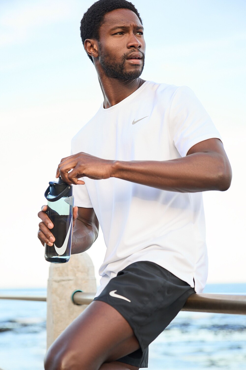 Беговая футболка Dri-FIT Miler Nike, белый
Беговая футболка Dri-FIT Miler Nike, белый