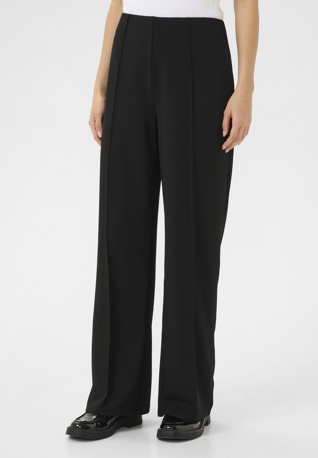 Брюки THEA Kaffe, черный
Брюки THEA Kaffe, черный