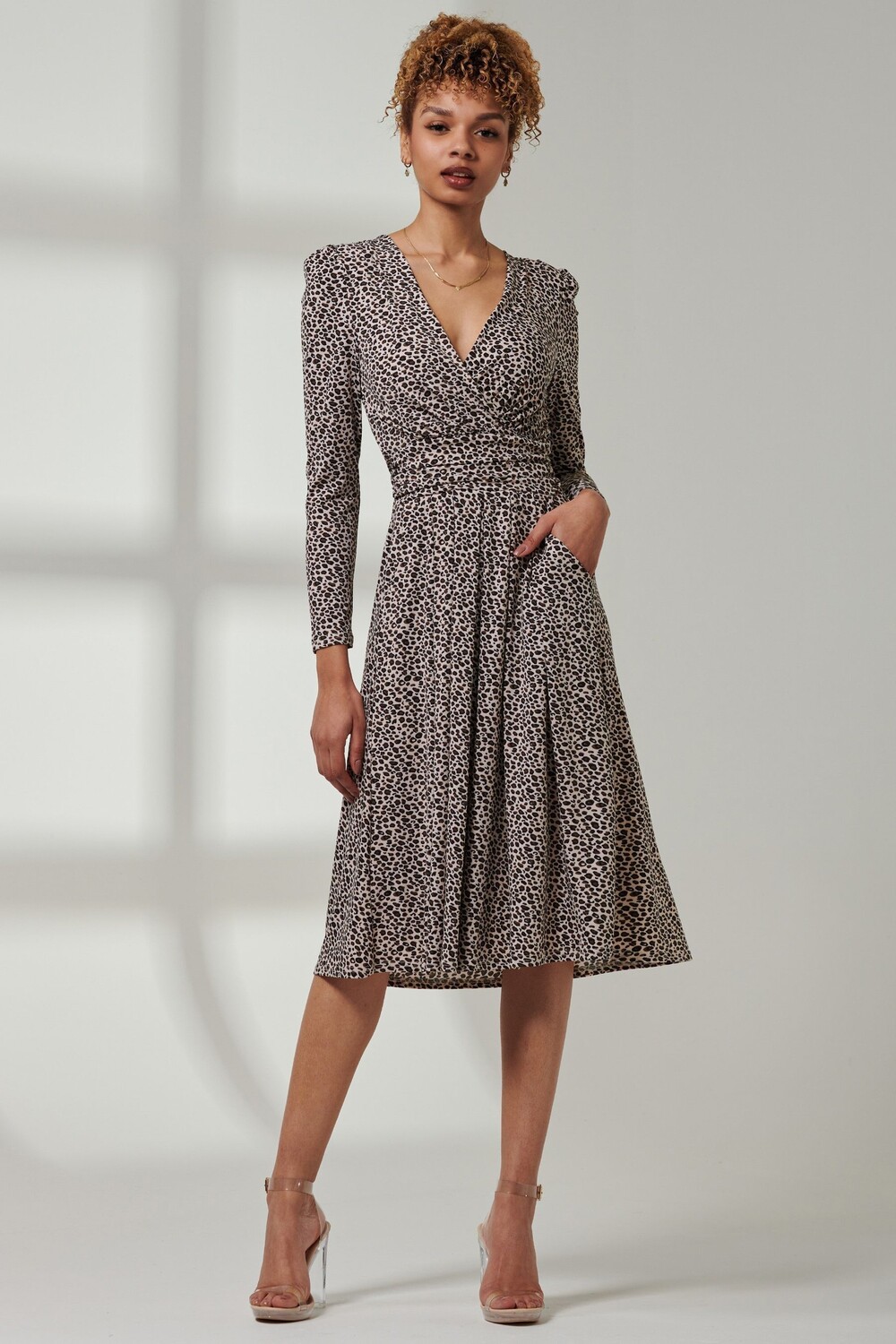 Платье миди с длинными рукавами рафелла Jolie Moi, мультиколор 
Платье миди с длинными рукавами рафелла Jolie Moi, мультиколор