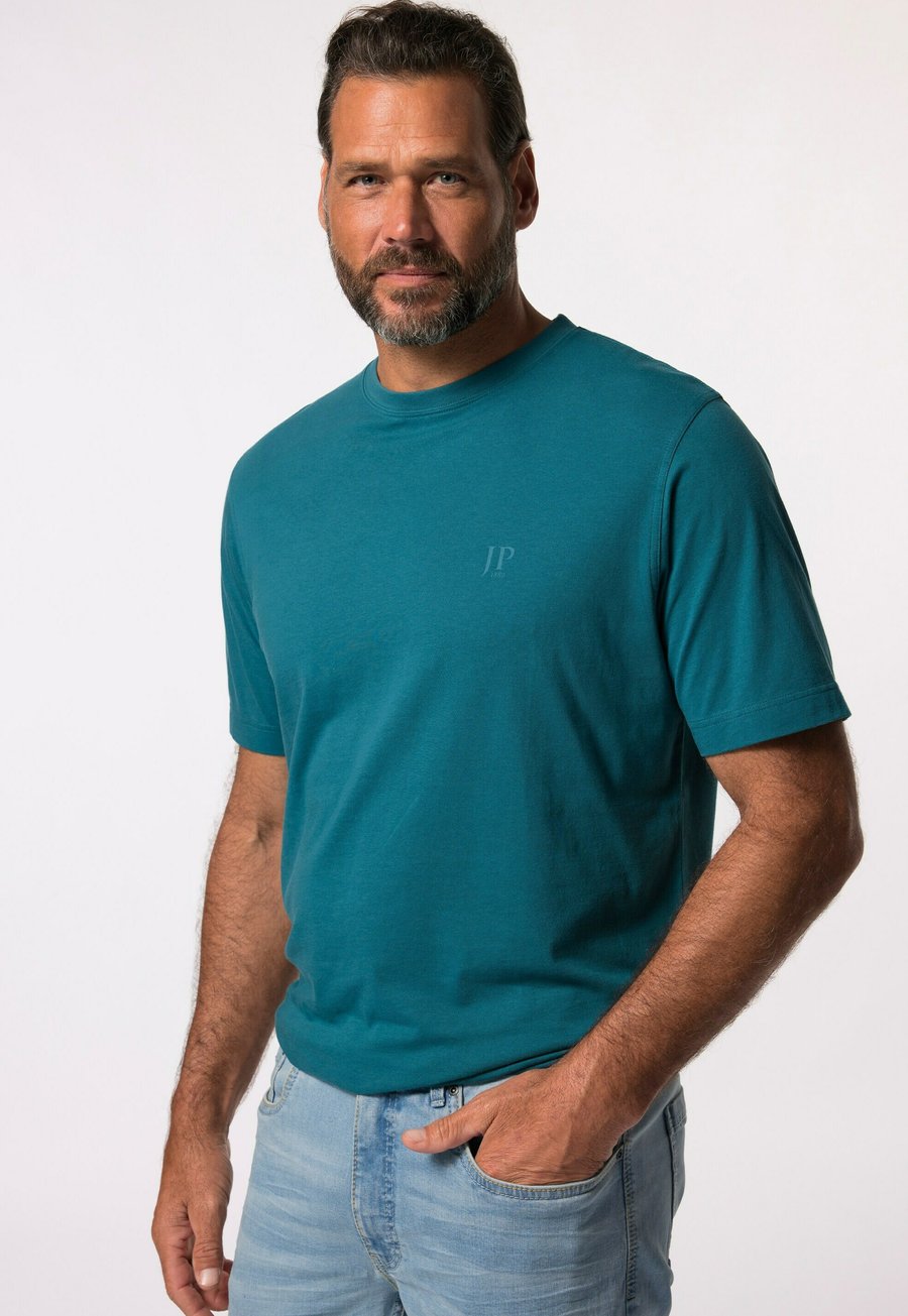 Футболка JP1880 DOPPELPACK RUNDHALS BEQUEME PASSFORM, Pale Khaki/Dark Blue, Синий, Футболка JP1880 DOPPELPACK RUNDHALS BEQUEME PASSFORM, Pale Khaki/Dark Blue
Футболка JP1880 DOPPELPACK RUNDHALS BEQUEME PASSFORM, Pale Khaki/Dark Blue, Синий, Футболка JP1880 DOPPELPACK RUNDHALS BEQUEME PASSFORM, Pale Khaki/Dark Blue