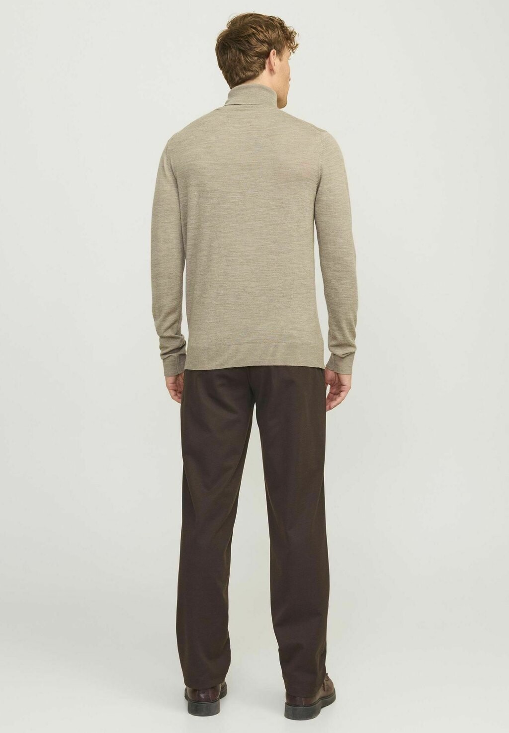 Джемпер ROLLKRAGEN Jack & Jones PREMIUM, светло-коричневый
Джемпер ROLLKRAGEN Jack & Jones PREMIUM, светло-коричневый