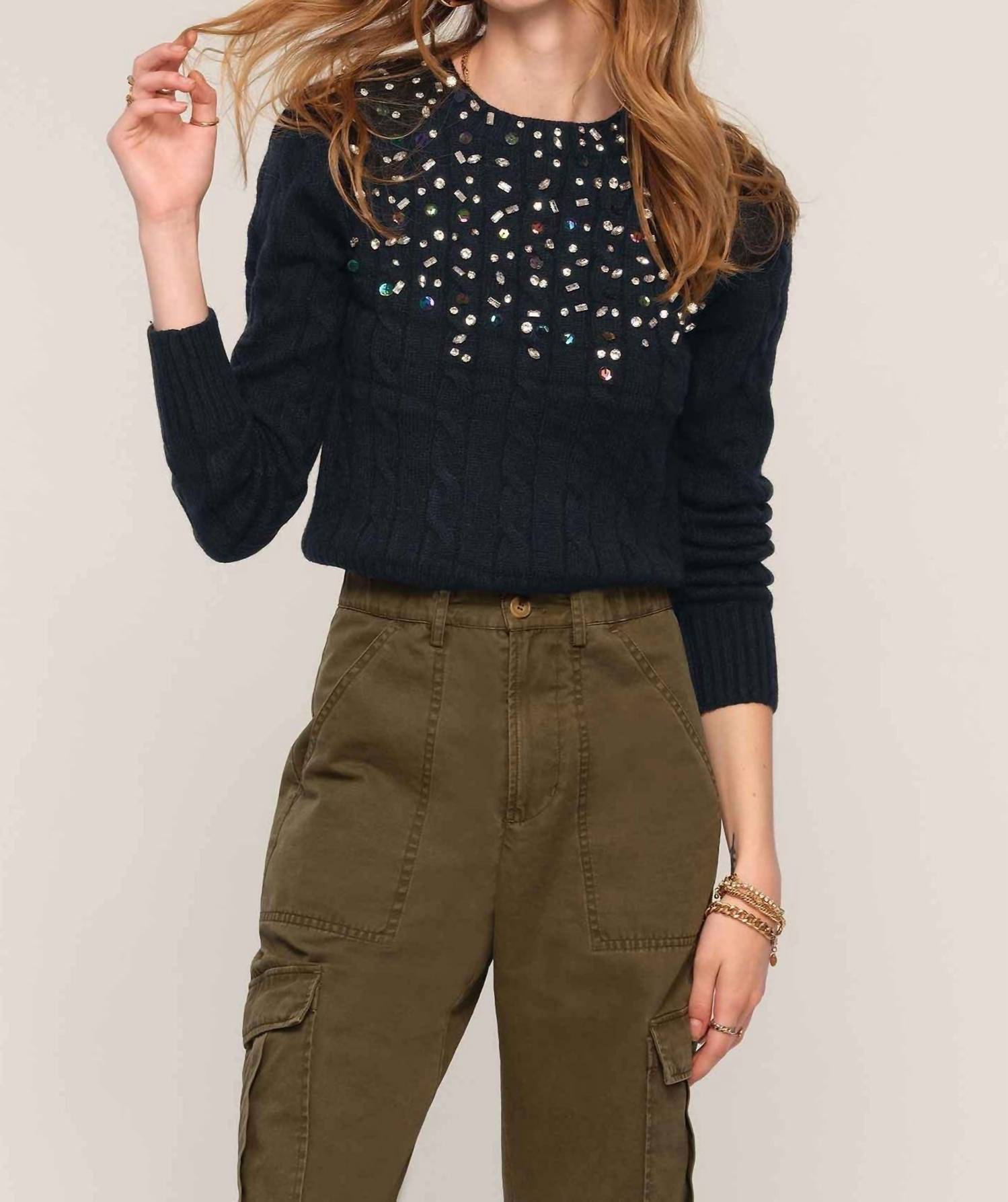 Июньский свитер черного цвета heartloom
Июньский свитер черного цвета heartloom