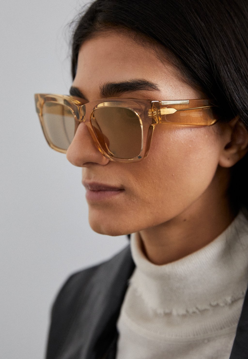 Солнцезащитные очки Burberry, коричневый
Солнцезащитные очки Burberry, коричневый