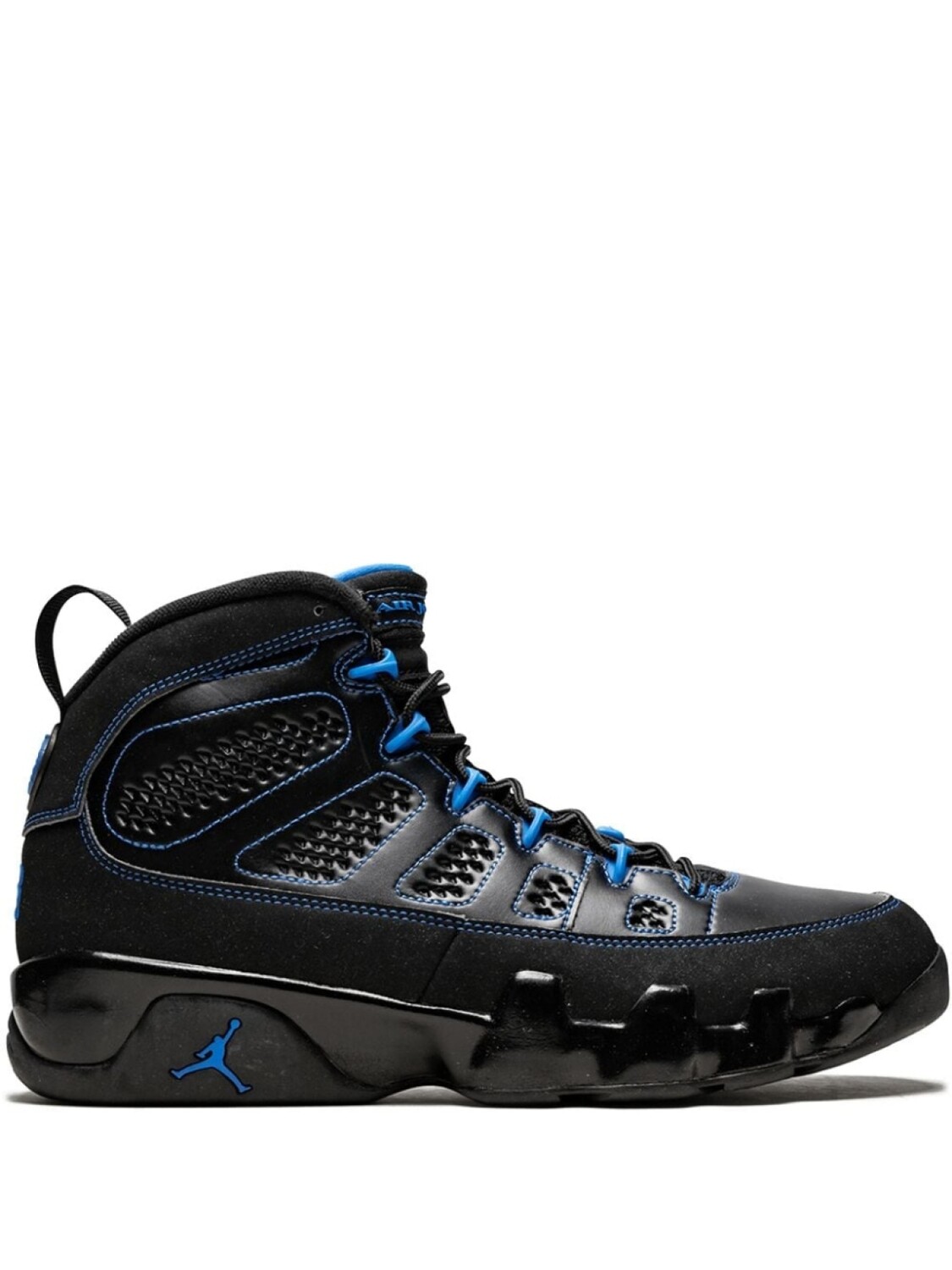 Кроссовки Jordan Air Jordan 9 Retro, черный
Кроссовки Jordan Air Jordan 9 Retro, черный