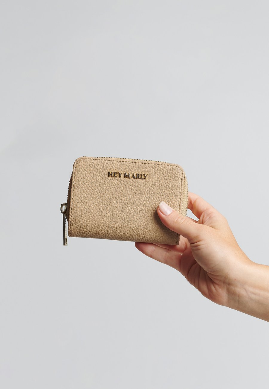 Кошелек Hey Marly SLEEK, Sand
Кошелек Hey Marly SLEEK, Sand