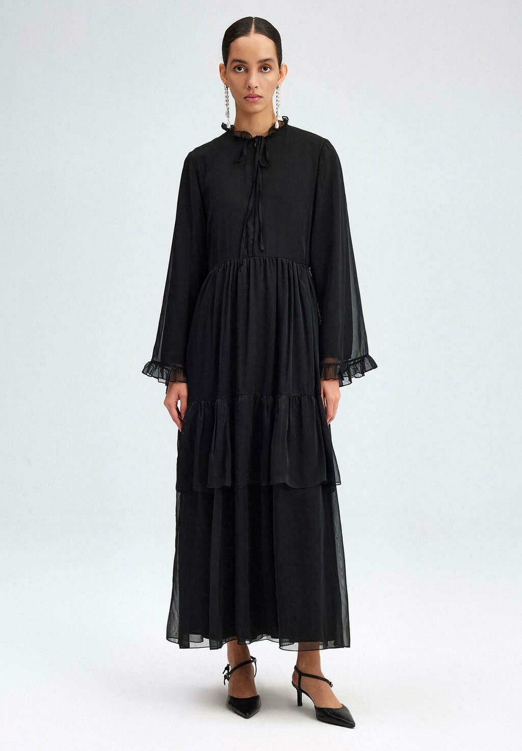 Длинное платье Patterned Touché Privé, черный
Длинное платье Patterned Touché Privé, черный