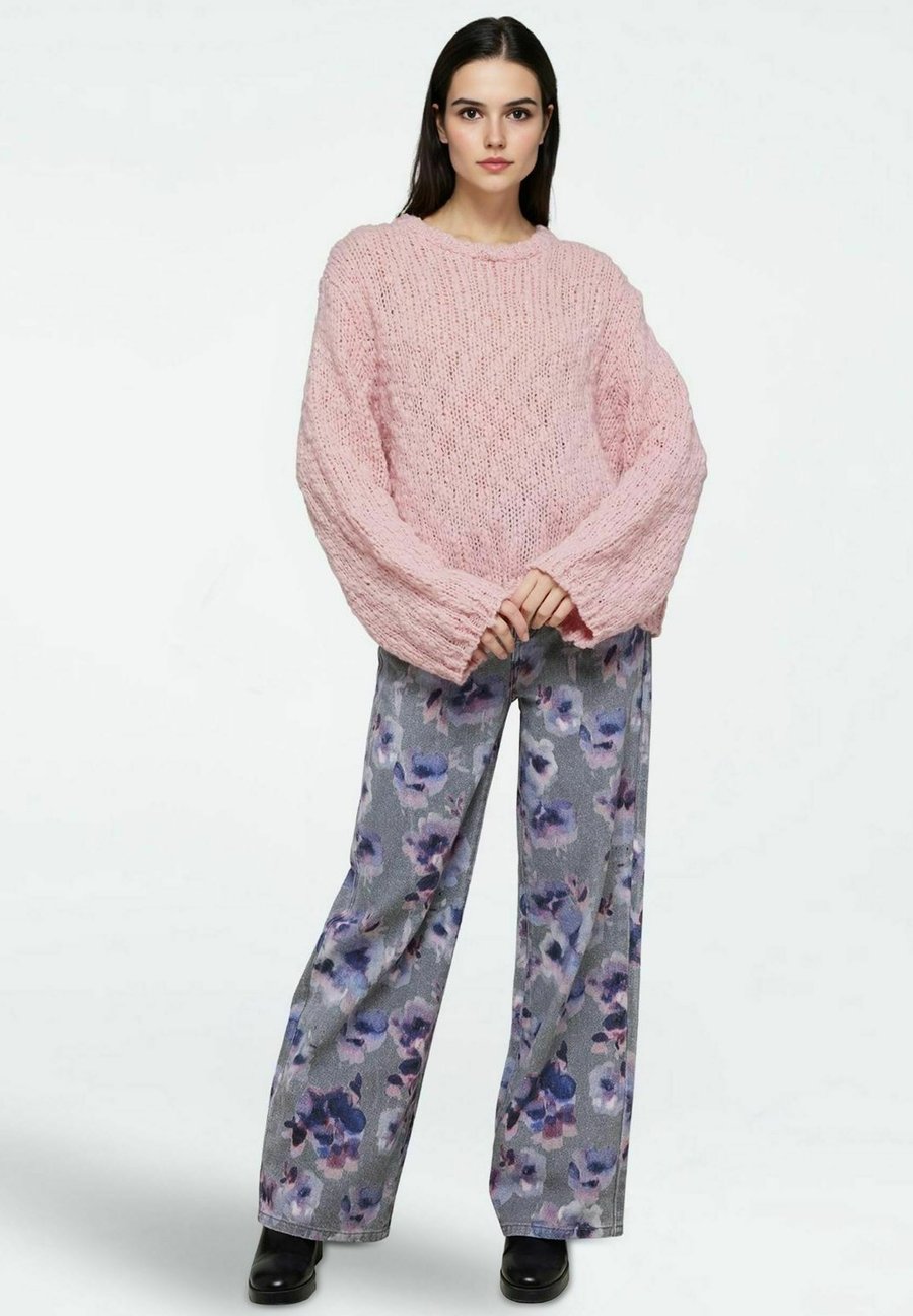 Джемпер Moves FYLLA, Nosegay/Pink
Джемпер Moves FYLLA, Nosegay/Pink