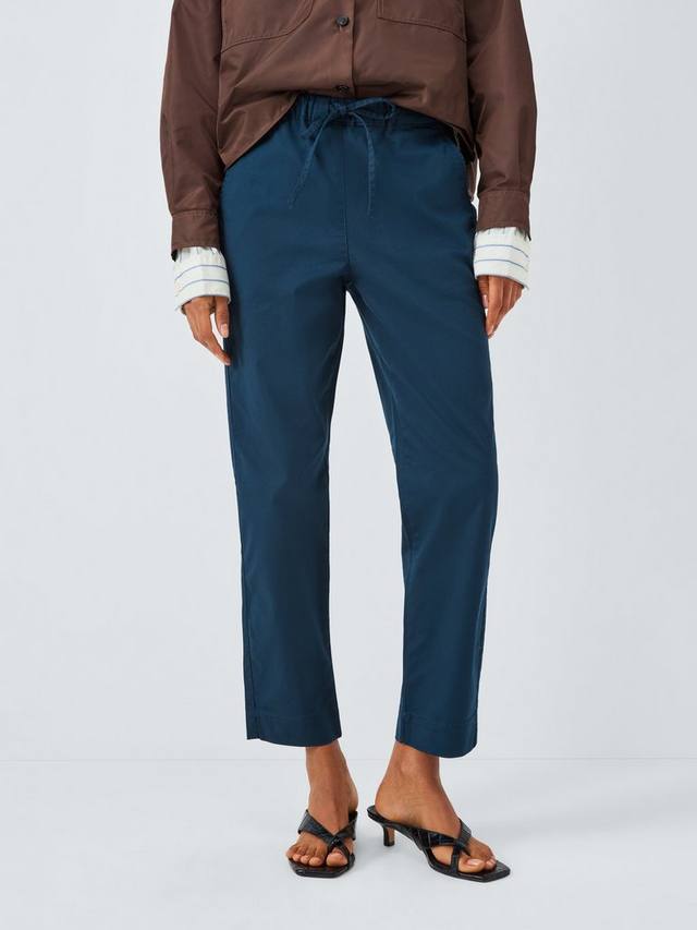 Прямые брюки Mara с зауженным кроем MM by MaxMara, Navy
Прямые брюки Mara с зауженным кроем MM by MaxMara, Navy