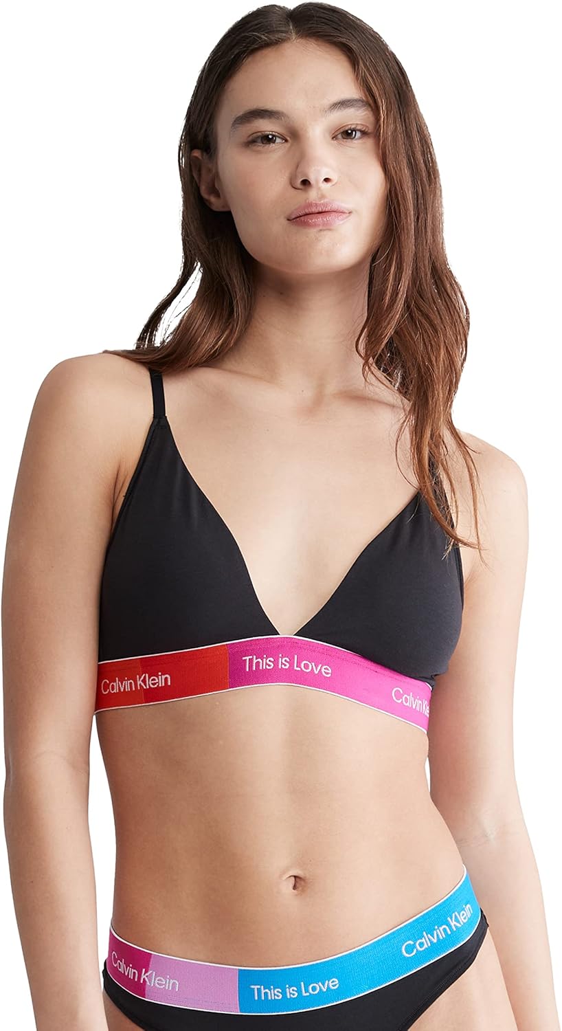 Женский бюстгальтер с треугольными чашечками This is Love от Calvin Klein Lightly Linen, Black
Женский бюстгальтер с треугольными чашечками This is Love от Calvin Klein Lightly Linen, Black