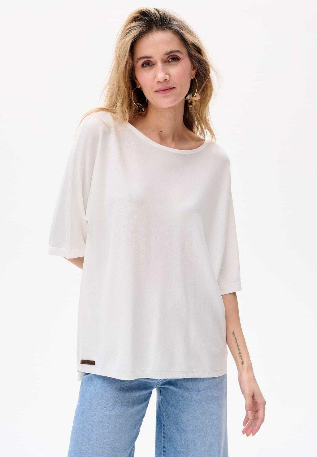 Базовая футболка blue shadow, белый
Базовая футболка blue shadow, белый