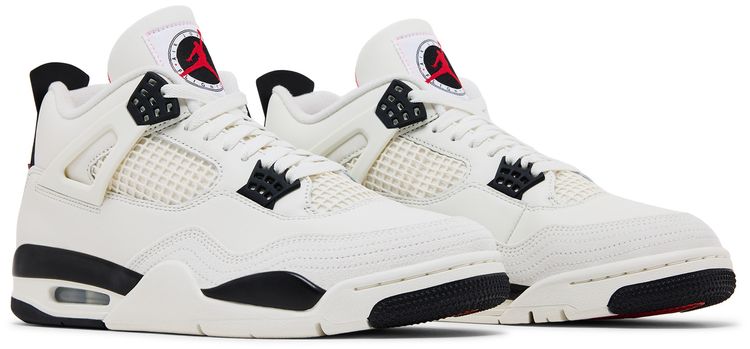 Кроссовки Air Jordan 4 Retro, белый
Кроссовки Air Jordan 4 Retro, белый