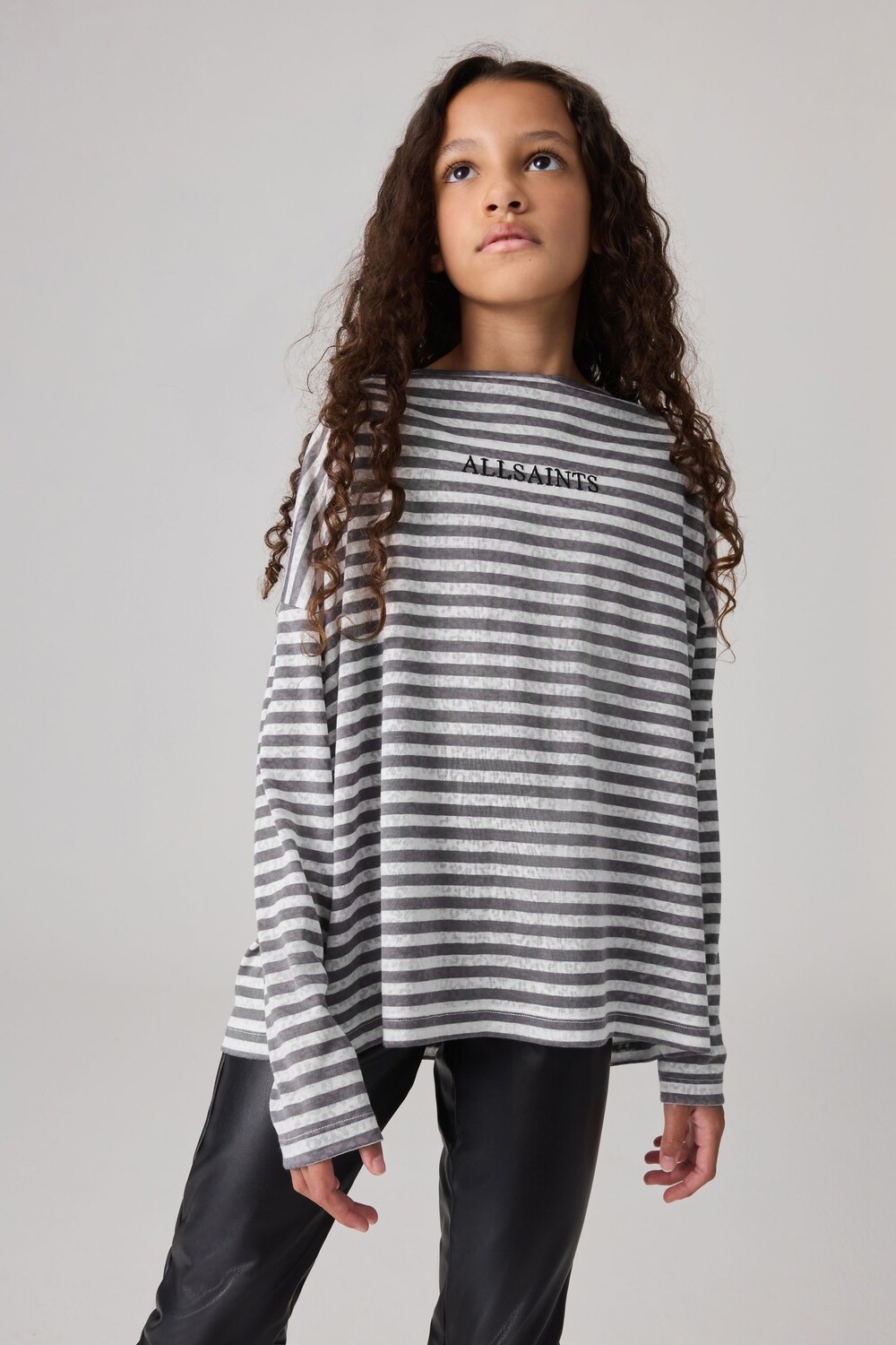 Футболка с длинными рукавами в полоску для девочек Рита Smallsaints, белый
Футболка с длинными рукавами в полоску для девочек Рита Smallsaints, белый