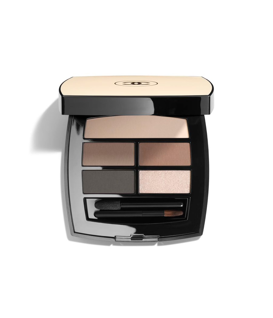Палитра теней для век CHANEL LES BEIGES PALETTE REGARD BELLE MINE NATURELLE, Medium, 4.5g
Палитра теней для век CHANEL LES BEIGES PALETTE REGARD BELLE MINE NATURELLE, Medium, 4.5g