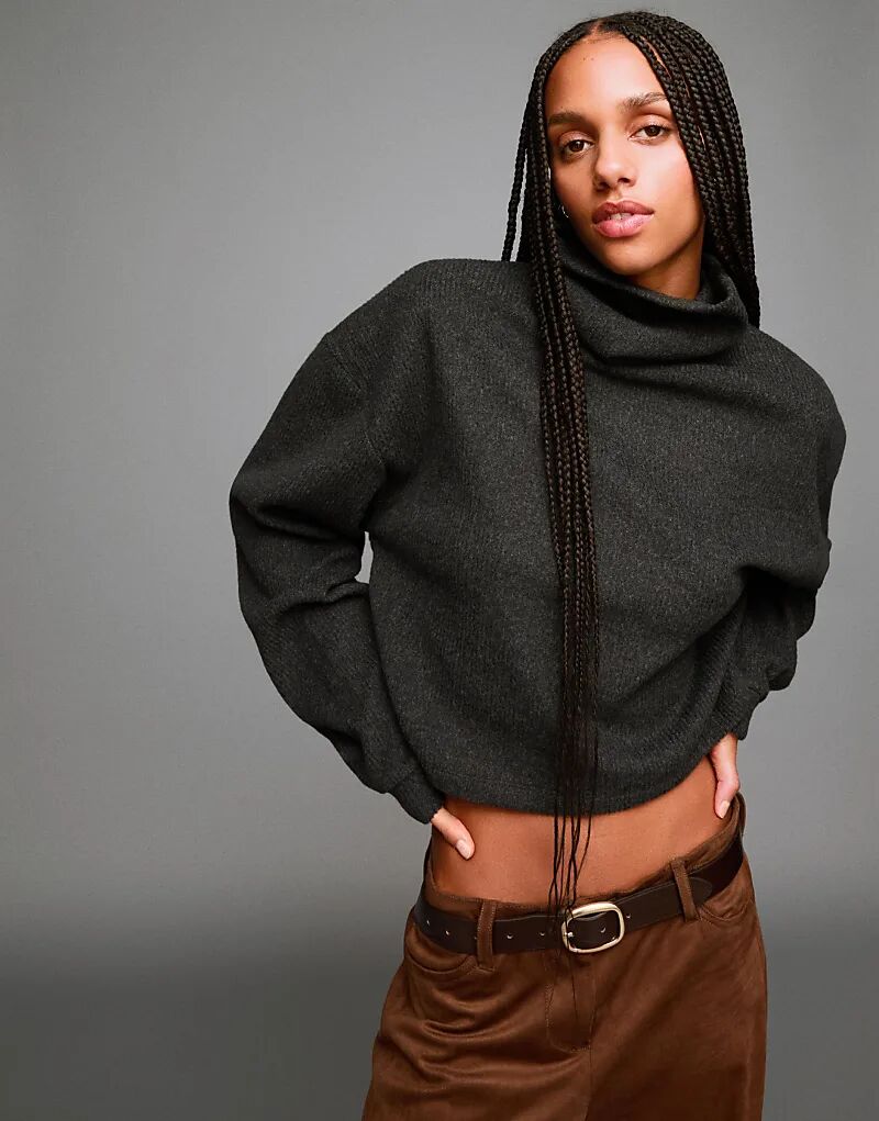 Свитер Bershka с высоким воротом в рубчик серого цвета
Свитер Bershka с высоким воротом в рубчик серого цвета