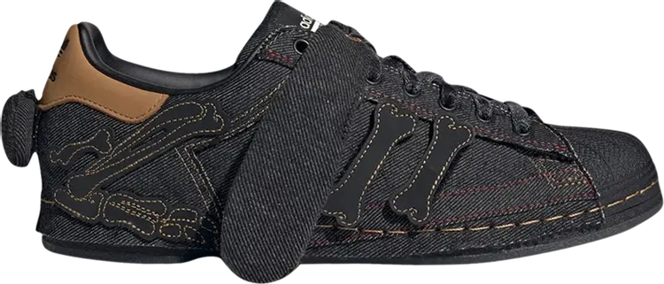 Кроссовки Melting Sadness x Superstar 'Halloween', черный 
Кроссовки Melting Sadness x Superstar 'Halloween', черный