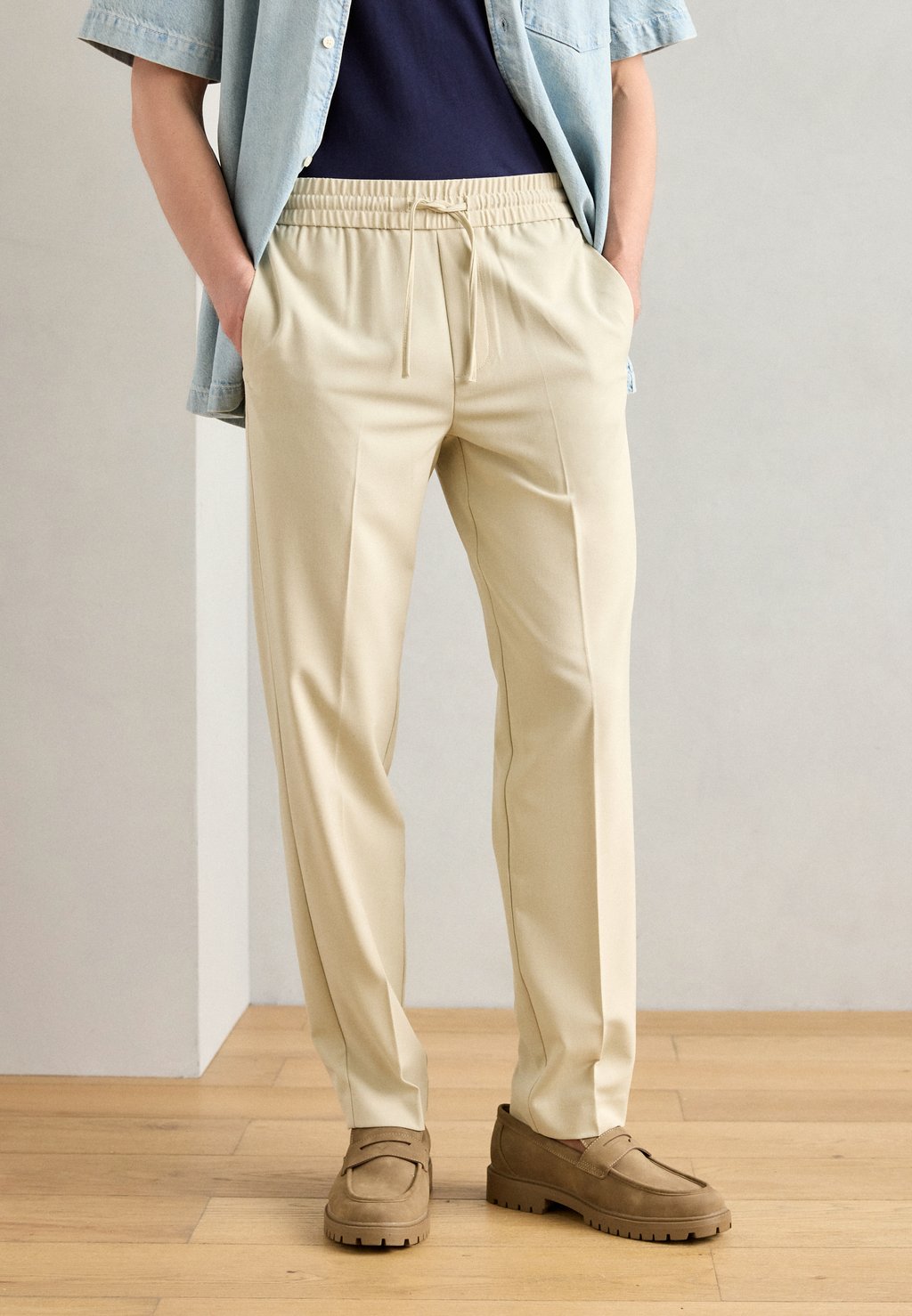 Брюки Lindbergh, песочный
Брюки Lindbergh, песочный