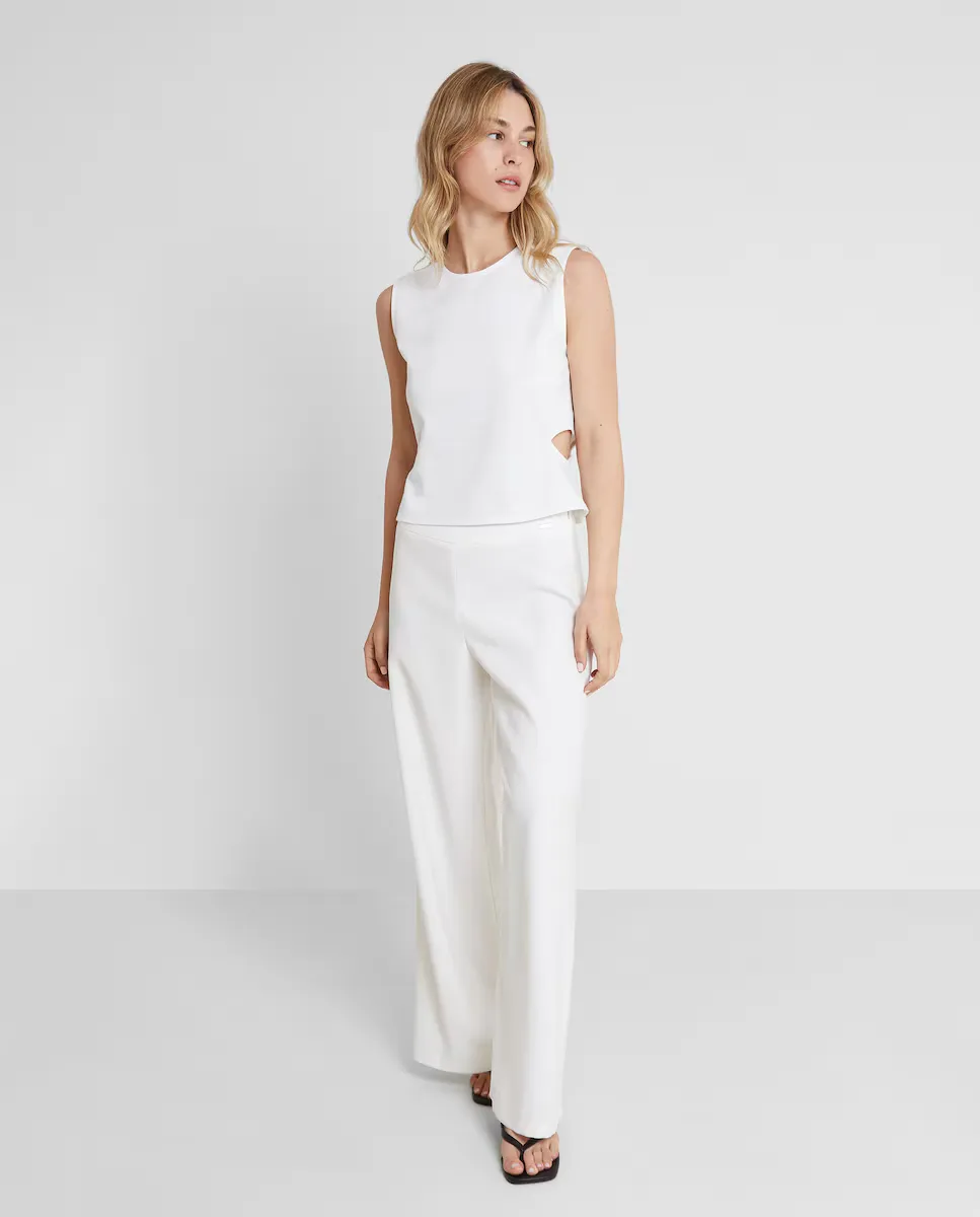 Женский топ без рукавов с боковыми вырезами Trucco, белый
Женский топ без рукавов с боковыми вырезами Trucco, белый