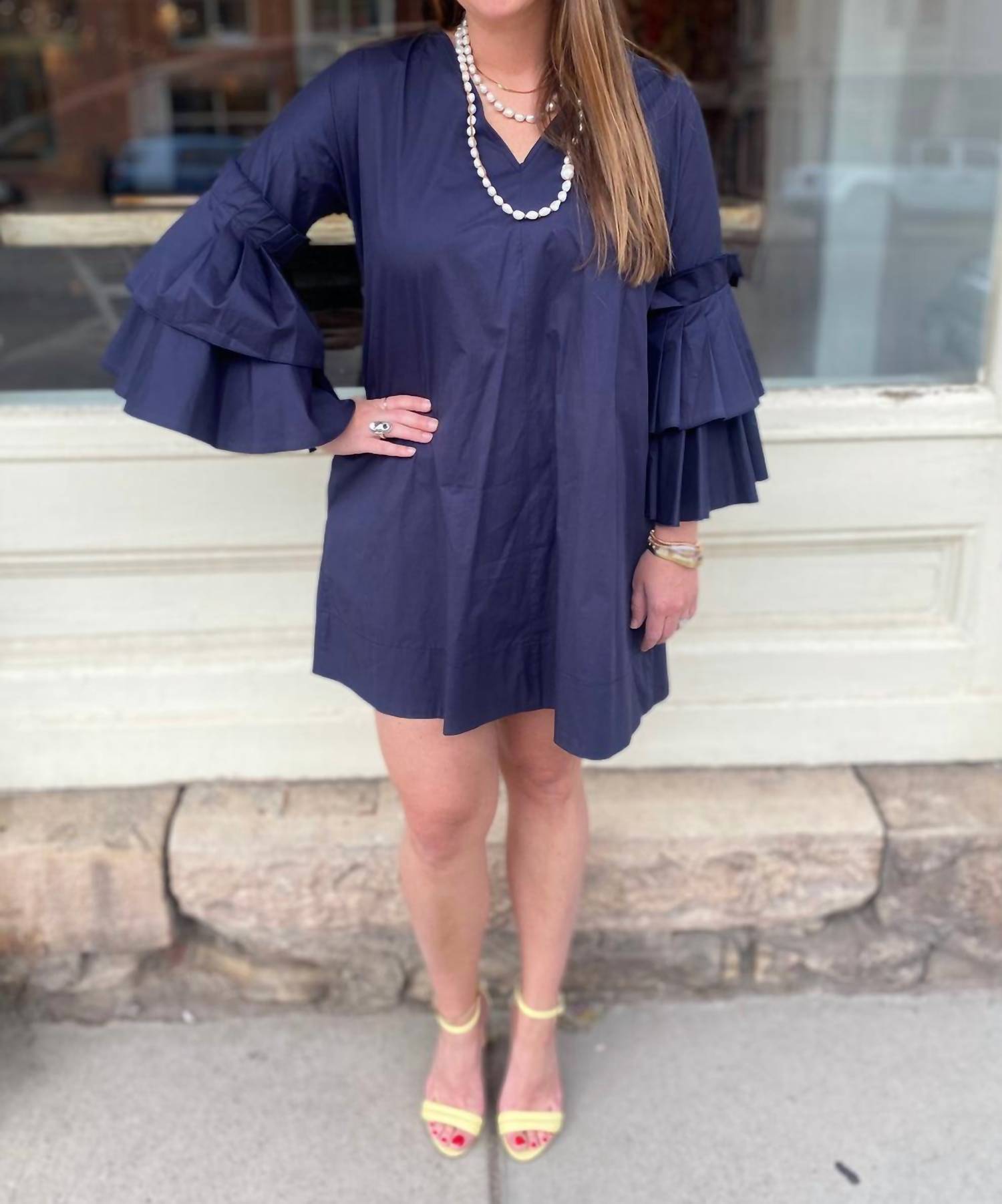 Платье-мини Rania темно-синего цвета MONICA NERA
Платье-мини Rania темно-синего цвета MONICA NERA