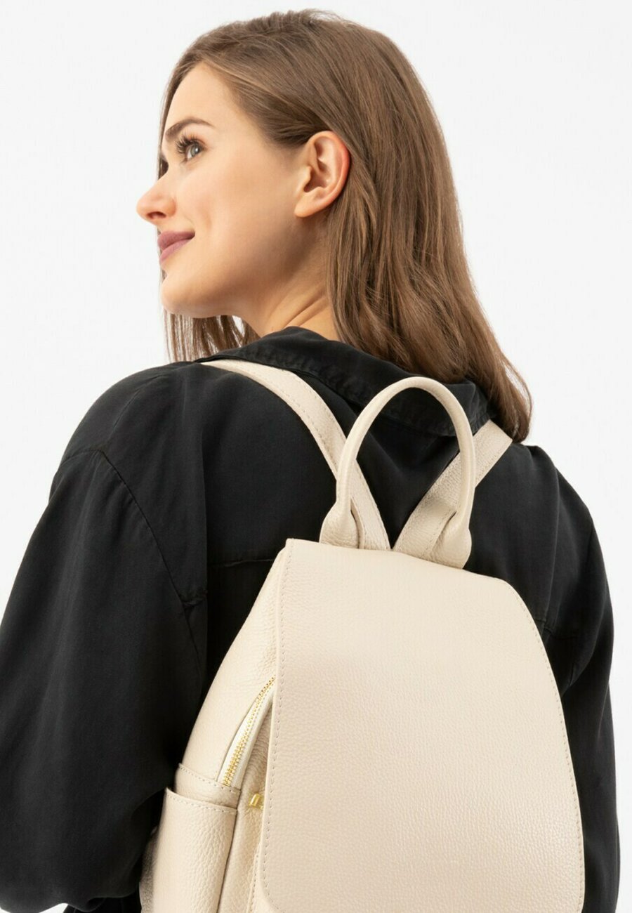 Рюкзак Wojas Rucksack, Beige
Рюкзак Wojas Rucksack, Beige