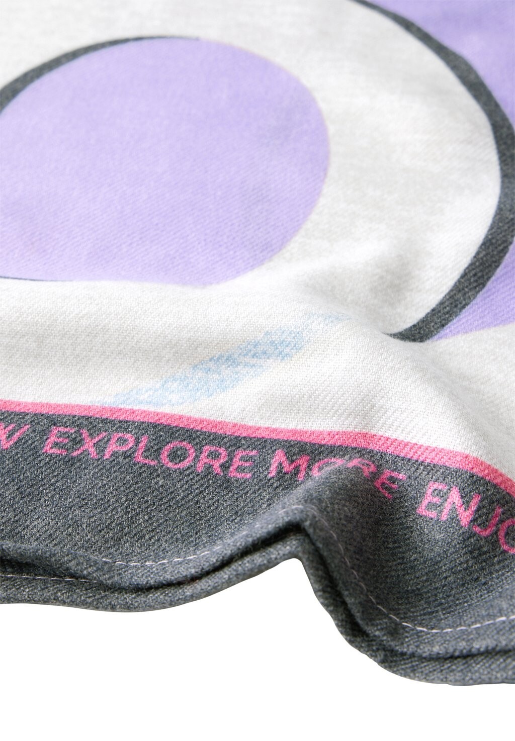 Шарф Cecil, темно-синий
Шарф Cecil, темно-синий