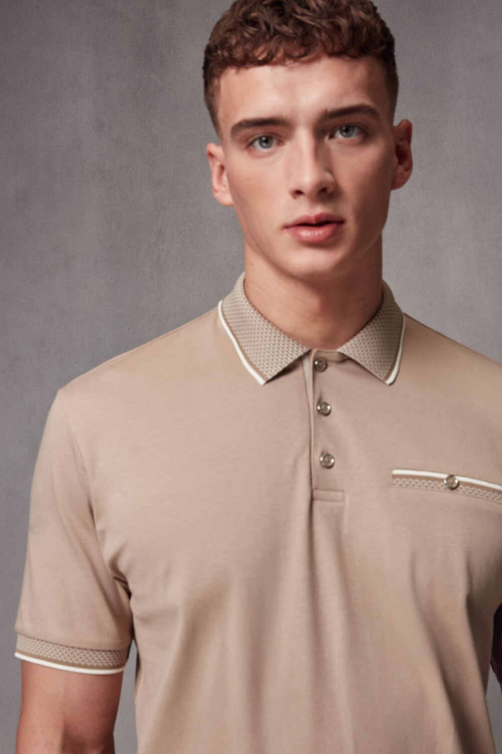 Рубашка поло с короткими рукавами и элегантным воротником из 100% хлопка Next, нейтральный
Рубашка поло с короткими рукавами и элегантным воротником из 100% хлопка Next, нейтральный