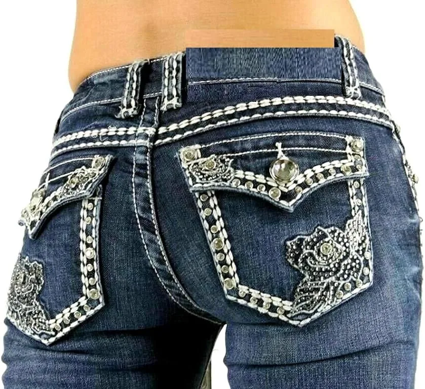 Джинсы Jack David Bootcut с пайетками
Джинсы Jack David Bootcut с пайетками