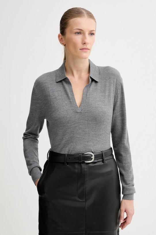 Свитер из смесовой шерсти Calvin Klein, серый
Свитер из смесовой шерсти Calvin Klein, серый