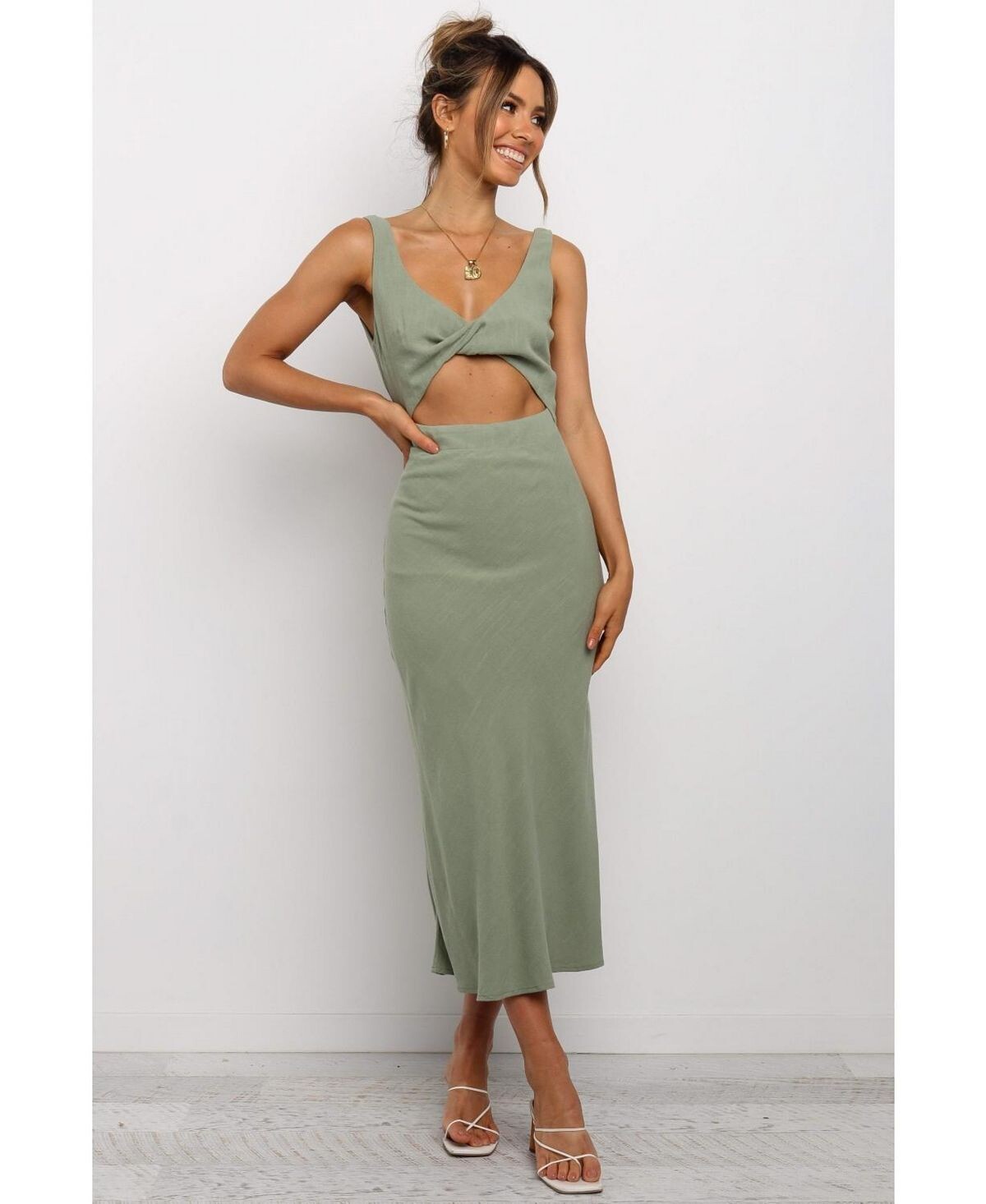 Женское платье Аполлона Petal and Pup
Женское платье Аполлона Petal and Pup