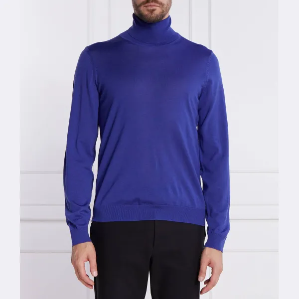 Приталенный крой из шерсти муссо-п Boss, синий
Приталенный крой из шерсти муссо-п Boss, синий