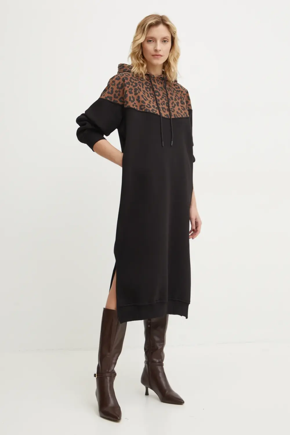 Толстовка Answear Lab, черный
Толстовка Answear Lab, черный