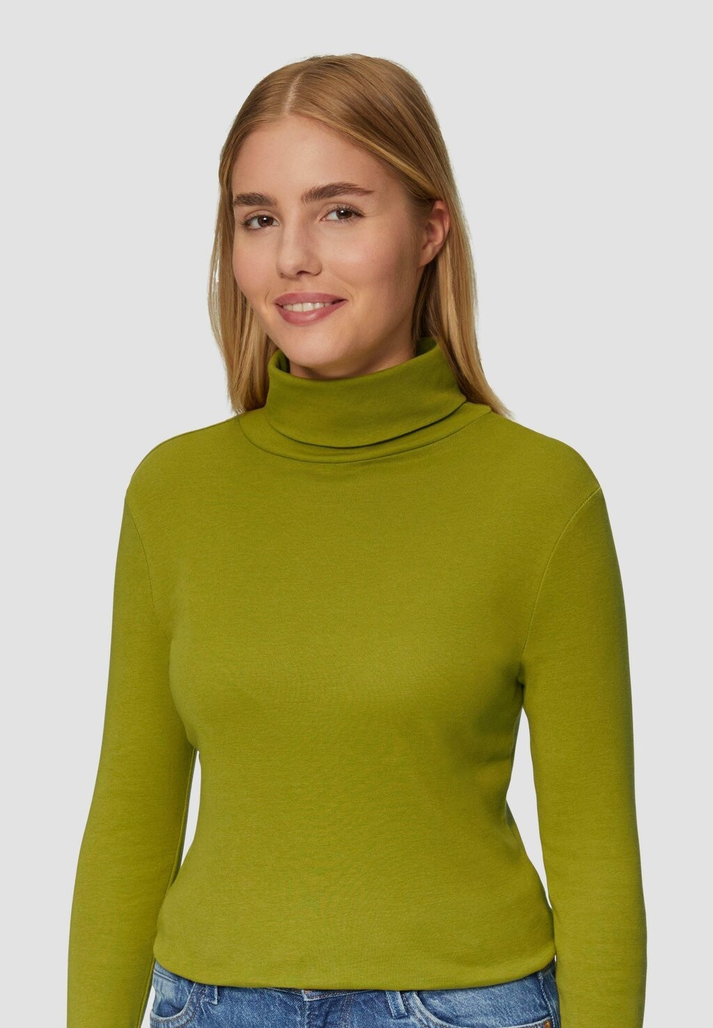 Топ с длинными рукавами ELASTISCHES MIT ROLLKRAGEN s.Oliver, светло-зеленый
Топ с длинными рукавами ELASTISCHES MIT ROLLKRAGEN s.Oliver, светло-зеленый