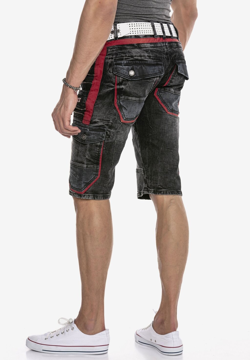 Джинсовые шорты Cipo & Baxx, черный
Джинсовые шорты Cipo & Baxx, черный