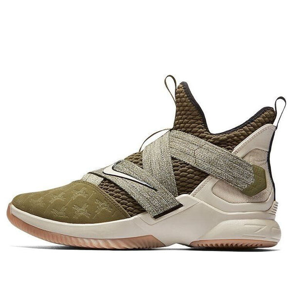 Кроссовки леброн солдат 12 Nike, серый
Кроссовки леброн солдат 12 Nike, серый