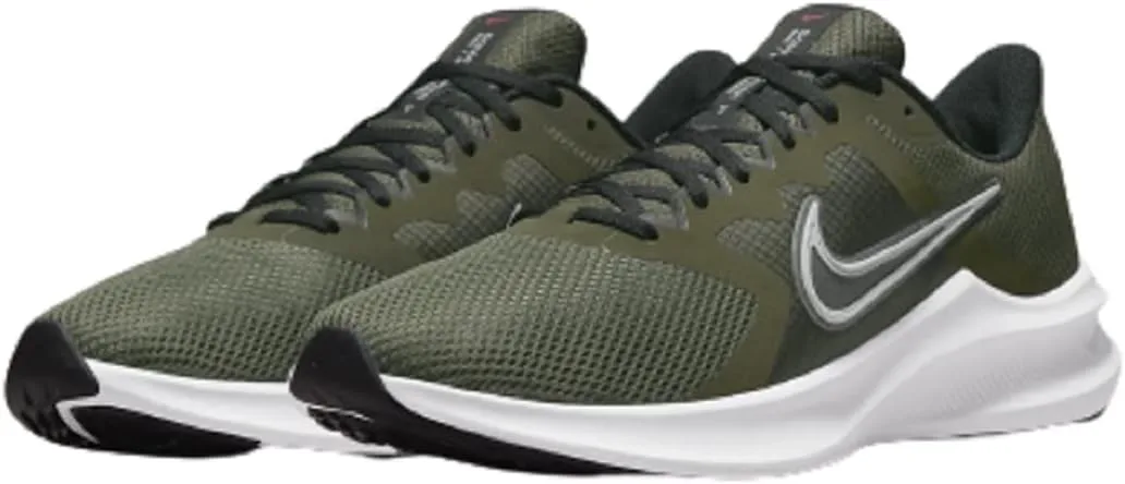 Мужская обувь Nike Race, серый черный
Мужская обувь Nike Race, серый черный