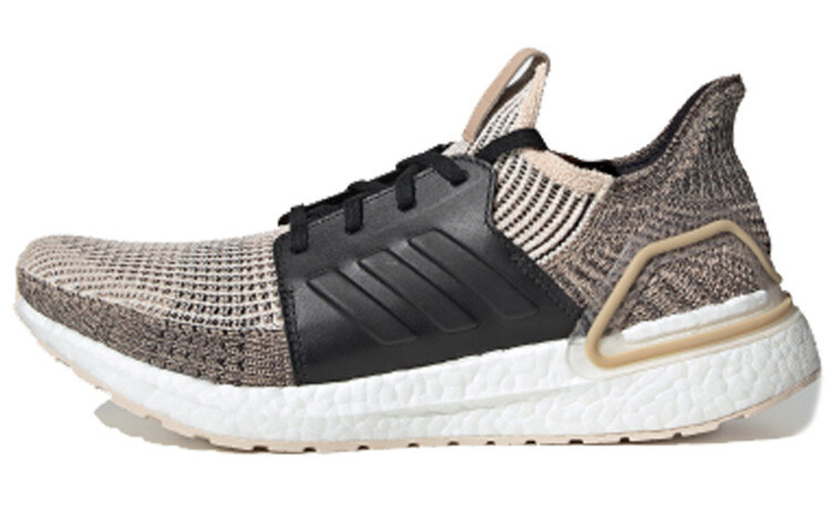 Мужские беговые кроссовки Adidas Ultraboost 19
Мужские беговые кроссовки Adidas Ultraboost 19