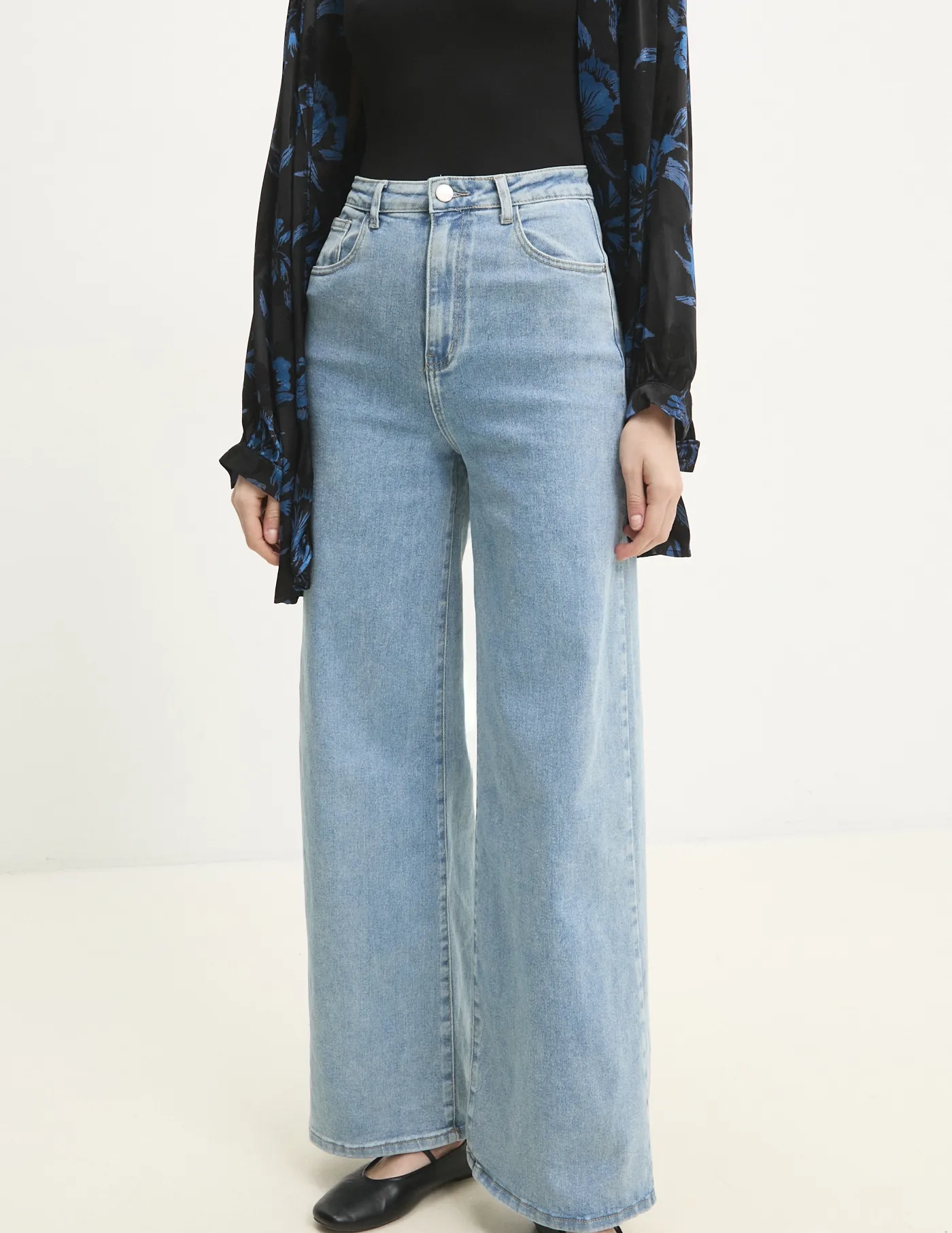 Джинсы Answear Lab, синий
Джинсы Answear Lab, синий