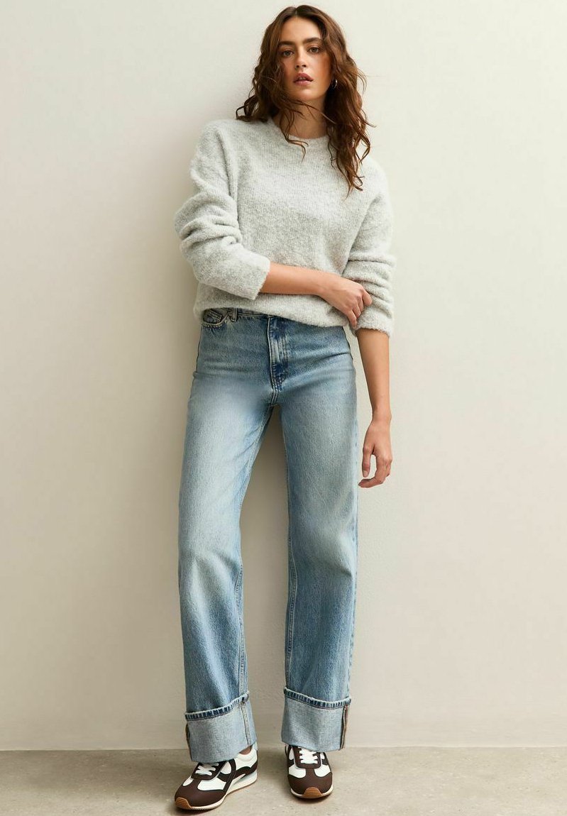 Джемпер New Look BOUCLE , Pale Grey/Light Grey
Джемпер New Look BOUCLE , Pale Grey/Light Grey