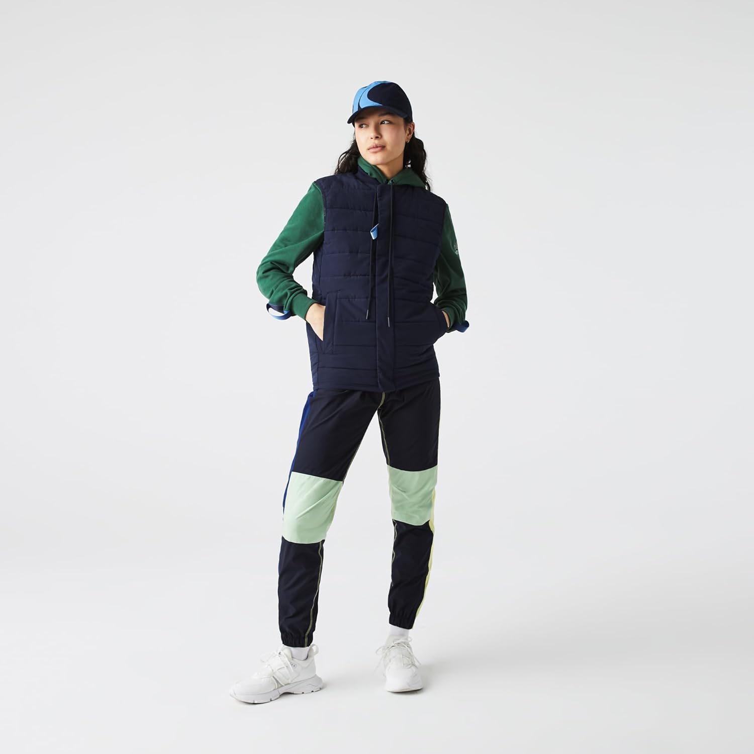 Мужская и женская куртка-жилет Lacoste Sport X Théo Curin, Navy Blue/Ethereal
Мужская и женская куртка-жилет Lacoste Sport X Théo Curin, Navy Blue/Ethereal