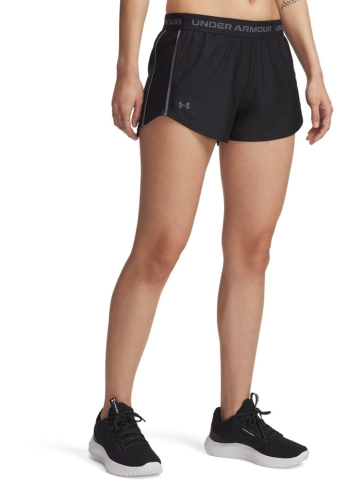 Спортивные шорты Tech Play Up Shorts черного цвета Under Armour
Спортивные шорты Tech Play Up Shorts черного цвета Under Armour