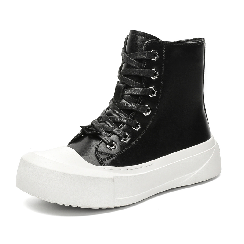 Chi Wolf Чёрные унисекс короткие ботинки Martin, цвет Black
Chi Wolf Чёрные унисекс короткие ботинки Martin, цвет Black